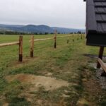 Na popularnym szlaku na górze Przymiarki stanął płot 3 - Polskie Radio Rzeszów Na popularnym szlaku na górze Przymiarki stanął płot - Polskie Radio Rzeszów