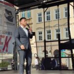 Mentzen przyleciał do Rzeszowa i przemawiał do wyborców 9 - Polskie Radio Rzeszów Mentzen przyleciał do Rzeszowa i przemawiał do wyborców - Polskie Radio Rzeszów