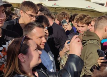 Mentzen przyleciał do Rzeszowa i przemawiał do wyborców