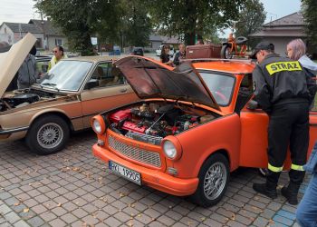 Zlot pojazdów zabytkowych w&nbsp;Raniżowie