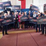 Ponad 300 milionów złotych na remont dróg w regionie - Polskie Radio Rzeszów