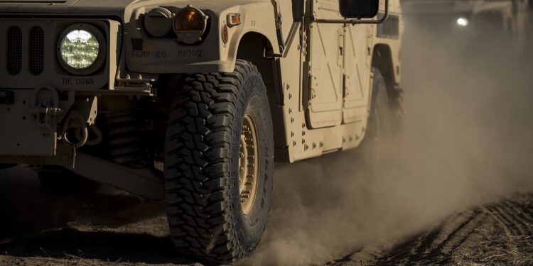 humvee 2530700 1280