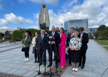 Konfederacja odnosi się do afery „Pandora gate”