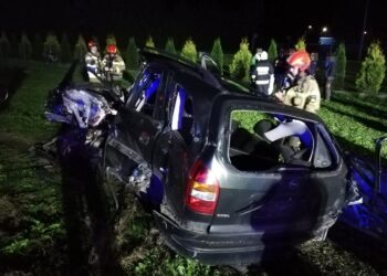 Zderzenie samochodu z&nbsp;pociągiem w&nbsp;Jaśle