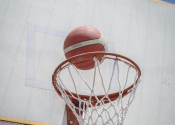 Koszykówka. Minimalna porażka „Niedźwiadków”!