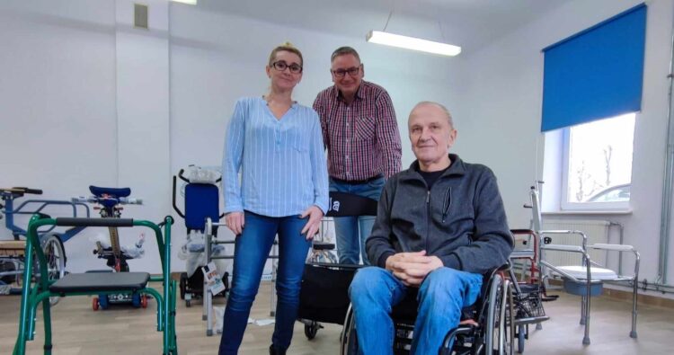 W Zielonce w powiecie kolbuszowskim darmowa wypożyczalnia sprzętu rehabilitacyjnego