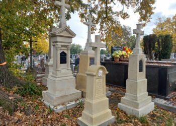 Rekordowa kwota na&nbsp;ratowanie zabytkowych nagrobków w&nbsp;Rozwadowie