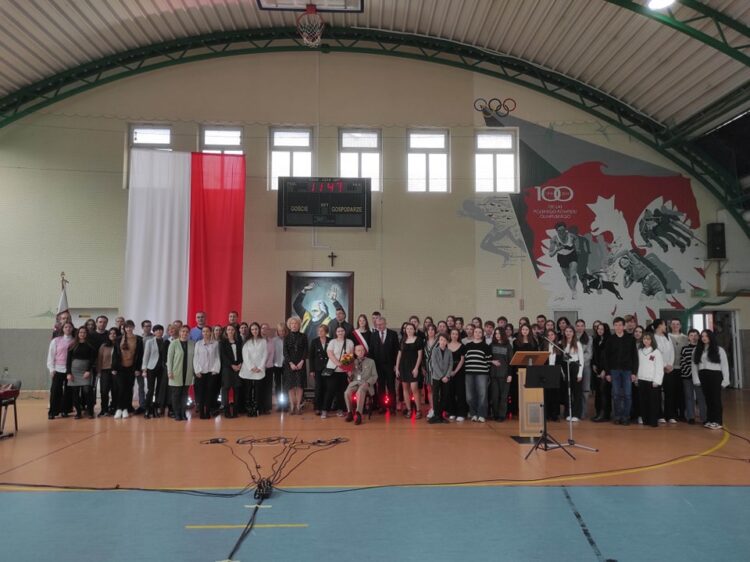 Spotkanie z powstańcem warszawskim w Sędziszowie Małopolskim 1 - Polskie Radio Rzeszów Spotkanie z powstańcem warszawskim w Sędziszowie Małopolskim