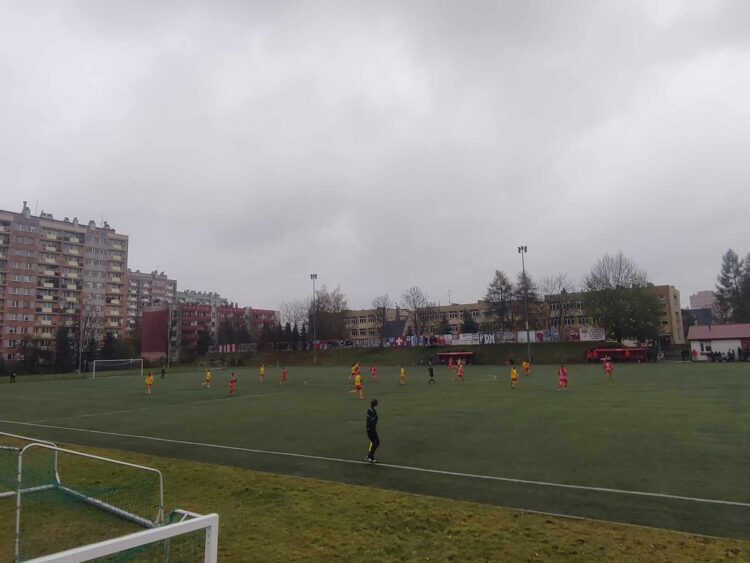 Piłka nożna – Panie z Resovii zimują na pozycji liderek I ligi