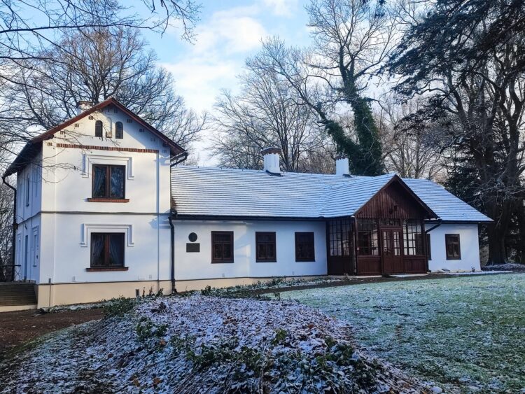 Z wizytą u Marii Konopnickiej w Żarnowcu