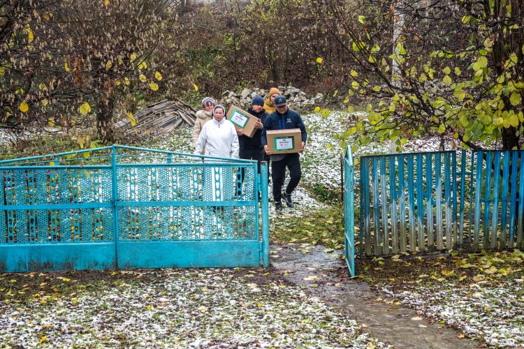 Z darami dla Polaków w Czortkowie na Ukrainie (zdjęcia) 1 - Polskie Radio Rzeszów Z darami dla Polaków w Czortkowie na Ukrainie (zdjęcia)
