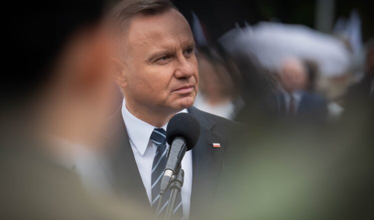 Prezydent: Postanowiłem powierzyć misję sformowania rządu premierowi M. Morawieckiemu