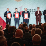 Uroczysta gala nagród gospodarczych w łańcuckim zamku z udziałem pary prezydenckiej (fotogaleria) 33 - Polskie Radio Rzeszów Uroczysta gala nagród gospodarczych w łańcuckim zamku z udziałem pary prezydenckiej (fotogaleria) - Polskie Radio Rzeszów