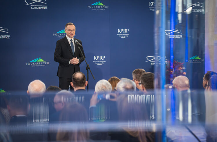 Kolejny dzień wizyty prezydenta Andrzeja Dudy na Podkarpaciu