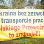 Protestujących w Korczowej wsparli rolnicy. Wydłuża się kolejka tirów (zdjęcia) - Polskie Radio Rzeszów