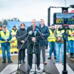 Protestujących w Korczowej wsparli rolnicy. Wydłuża się kolejka tirów (zdjęcia) - Polskie Radio Rzeszów