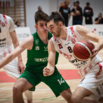 Koszykówka - II liga Resovia pokonuje GTK AZS Gliwice - Polskie Radio Rzeszów