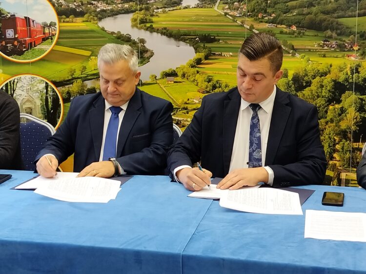 W gminie Dynów powstanie blisko 250 przydomowych oczyszczalni ścieków 1 - Polskie Radio Rzeszów W gminie Dynów powstanie blisko 250 przydomowych oczyszczalni ścieków