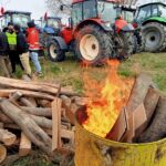 Rolnicy rozpoczęli protest przed przejściem granicznym w Medyce (zdjęcia) 6 - Polskie Radio Rzeszów Rolnicy rozpoczęli protest przed przejściem granicznym w Medyce (zdjęcia) - Polskie Radio Rzeszów