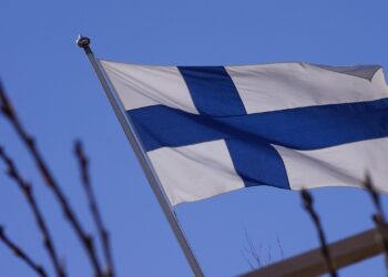 Finlandia chce całkowicie zamknąć granicę z Rosją