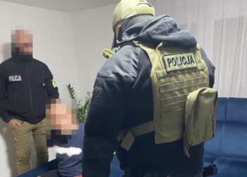 Ukrywał się prawie trzy lata. Miał trafić do&nbsp;więzienia m.in.&nbsp;za&nbsp;napaść na&nbsp;funkcjonariusza