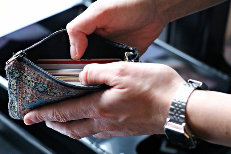 Od piątku będzie można zastrzec swój numer PESEL 1 - Polskie Radio Rzeszów Od piątku będzie można zastrzec swój numer PESEL