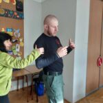 Seniorzy z Rzeszowa uczestniczyli w bezpłatnych warsztatach samoobrony 2 - Polskie Radio Rzeszów Seniorzy z Rzeszowa uczestniczyli w bezpłatnych warsztatach samoobrony - Polskie Radio Rzeszów