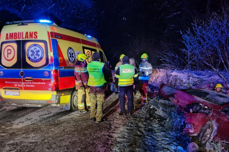 Strażnicy graniczni pomogli poszkodowanym w wypadku