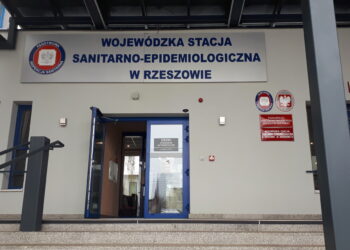 Koronawirus. Prawie 670 zachorowań na&nbsp;Podkarpaciu w&nbsp;pierwszym tygodniu grudnia