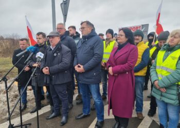 Negocjacje z&nbsp;rolnikami protestującymi w&nbsp;Medyce