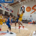 Koszykówka. Zacięty mecz Sokoła Łańcut z MKS Dąbrowa Górnicza 5 - Polskie Radio Rzeszów Koszykówka. Zacięty mecz Sokoła Łańcut z MKS Dąbrowa Górnicza - Polskie Radio Rzeszów