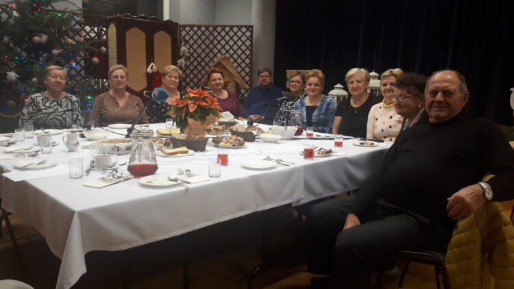 Podzielmy się opłatkiem. Wigilia w Brzózie Królewskiej