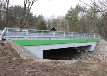 Można już przejeżdżać przez&nbsp;nowy most w&nbsp;Dąbiu