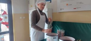 Wigilia pod hasłem „Jak to drzewiej bywało…” w tarnobrzeskiej szkole podstawowej - Polskie Radio Rzeszów