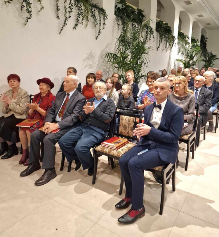 Już jest! „Katalog zbiorów Muzeum Pożarnictwa w Przeworsku”