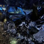 Tir zderzył się z osobówką, potem uderzył w dom. Runęła ściana - Polskie Radio Rzeszów