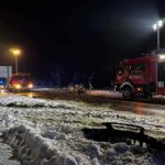 Tir zderzył się z osobówką, potem uderzył w dom. Runęła ściana - Polskie Radio Rzeszów