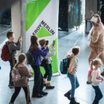 Wyjątkowy gość w Podkarpackim Centrum Nauki "Łukasiewicz" (fotogaleria) 6 - Polskie Radio Rzeszów Wyjątkowy gość w Podkarpackim Centrum Nauki "Łukasiewicz" (fotogaleria) - Polskie Radio Rzeszów