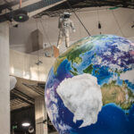 Wyjątkowy gość w Podkarpackim Centrum Nauki "Łukasiewicz" (fotogaleria) 8 - Polskie Radio Rzeszów Wyjątkowy gość w Podkarpackim Centrum Nauki "Łukasiewicz" (fotogaleria) - Polskie Radio Rzeszów