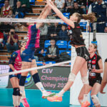 Siatkówka. Rysice pokonały Asterixa (zdjęcia) 8 - Polskie Radio Rzeszów Siatkówka. Rysice pokonały Asterixa (zdjęcia) - Polskie Radio Rzeszów