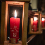 Betlejemskie Światło Pokoju trafiło na Podkarpacie (fotogaleria) - Polskie Radio Rzeszów