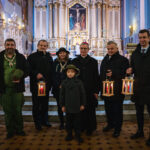 Betlejemskie Światło Pokoju trafiło na Podkarpacie (fotogaleria) - Polskie Radio Rzeszów