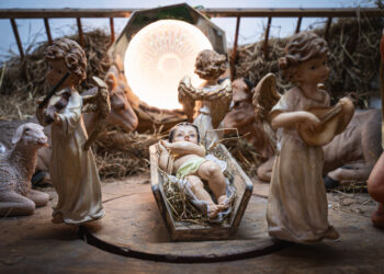 Arcybiskup Adam Szal: Chrystus przychodzi do&nbsp;wszystkich ludzi, niezależnie od&nbsp;ich statusu