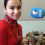 Jak z prostych materiałów zrobić świąteczny wianek? Podpowiadają uczennice z Soniny 5 - Polskie Radio Rzeszów Jak z prostych materiałów zrobić świąteczny wianek? Podpowiadają uczennice z Soniny - Polskie Radio Rzeszów