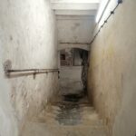 W piwnicach BWA w Krośnie odsłonięto i zabezpieczono rysunki oraz napisy wykonane przez więźniów 9 - Polskie Radio Rzeszów W piwnicach BWA w Krośnie odsłonięto i zabezpieczono rysunki oraz napisy wykonane przez więźniów - Polskie Radio Rzeszów