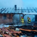 W pożarze drewnianego domu w Szówsku pod Jarosławiem zginął mężczyzna 2 - Polskie Radio Rzeszów W pożarze drewnianego domu w Szówsku pod Jarosławiem zginął mężczyzna - Polskie Radio Rzeszów