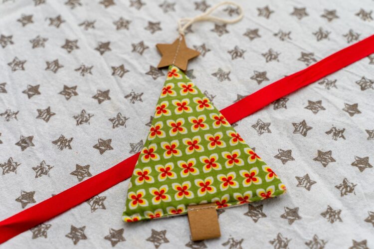 150 świątecznych paczek otrzymali polscy seniorzy mieszkający w zachodniej Ukrainie