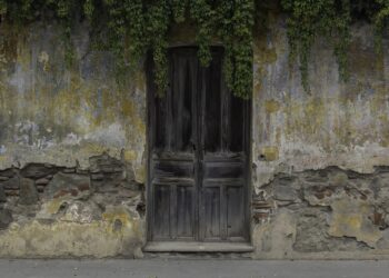 Zrujnowany Dwór Sulimirskich w Kobylanach został odbudowany