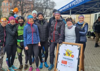 Biegali, aby pomóc 23-letniej Przemyślance