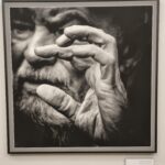 "Męskie Rozmowy" w Małej Galerii Fotografii w Przemyślu - Polskie Radio Rzeszów